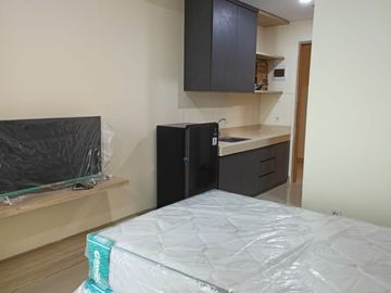 Disewakan Apartemen B Res Dekat Kampus Prasetiya Mulya, BSD City Ready 2 Unit