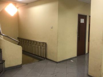 NASUTION, ARCAMANIK. RUKO 3 LANTAI LOKASI  STRATEGIS DI KOTA BANDUNG