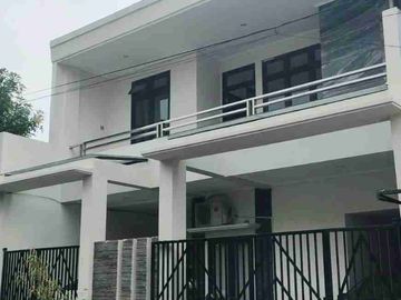 Dijual Rumah Baru Renovasi di Baruk, Surabaya Timur