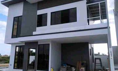 Spacious 4 Bedroom Single Detached for Sale in Liloan
Smart Home Ready  
Solar Power Ready  
Spacious Home Office  
Wide Garden & Outdoor Space  
Isolation Room  
Full CCTV Coverage  
Wide Roads & Gated Community