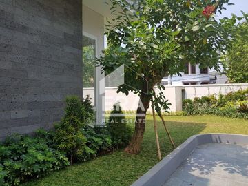 Rumah Mewah 2 Lantai Villa Cibubur Indah Jakarta Timur