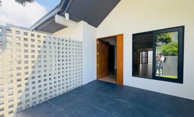 3 Bedroom Fully Renovated Semi Furnished Bungalow Corner House and Lot for Sale in BF Homes, Parañaque