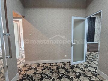 Disewa Office Gold Coast Pik luas 126m2 sudah renovasi