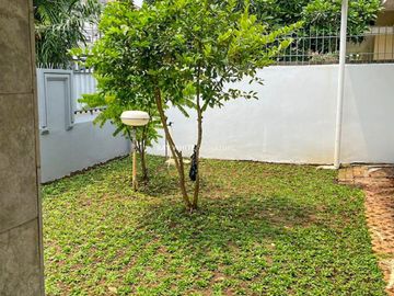 Dijual Rumah Layak Huni Posisi Hoek di Jl Gandaria IX Kebayoran Baru