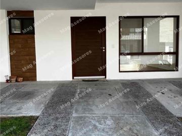 renta casa Áurea Resindencial