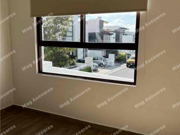 renta casa Áurea Resindencial