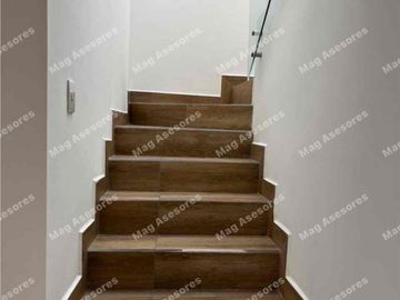renta casa Áurea Resindencial