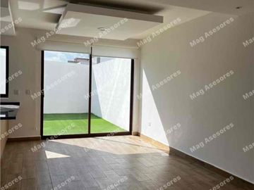 renta casa Áurea Resindencial