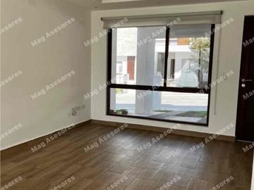 renta casa Áurea Resindencial