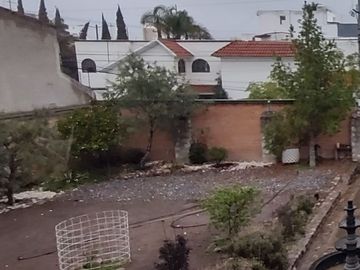 TERRENO EN LOMAS 4A S.L.P.