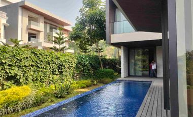 Rumah Villa Hoek Furnish Rosewood Golf View Gunung Asri Siap Huni Cocok Buat Ekspatriat