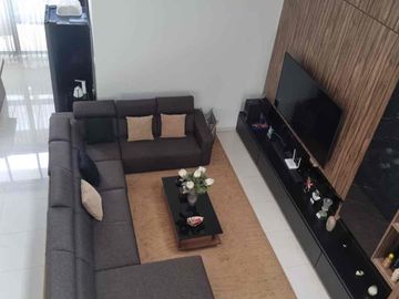 Jual Rumah Modern Furnish with pool di komplek pondok hijau bandung