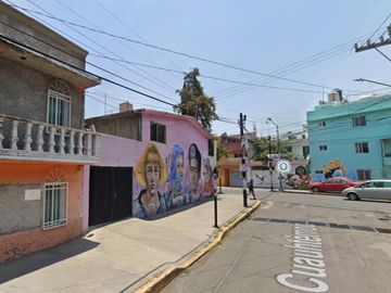 CASA EN REMATE JUSTO SIERRA 38 SANTA CRUZ MEYEHUALCO IZTAPALAPA CIUDAD DE MÉXICO