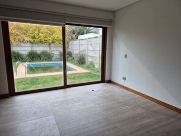Exclusiva Casa Nueva en Condominio Doña Constanza, Avenida San Miguel – Talca.