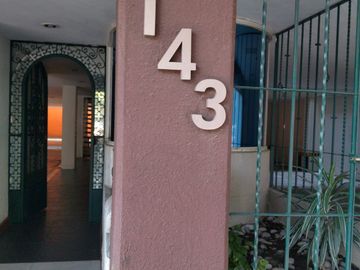 Departamento en Tlacotalpan 143, Colonia Roma, C.P. 06760, Alcaldía Cuauhtémoc, CDMX.