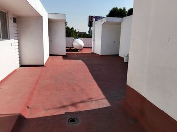 Departamento en Tlacotalpan 143, Colonia Roma, C.P. 06760, Alcaldía Cuauhtémoc, CDMX.