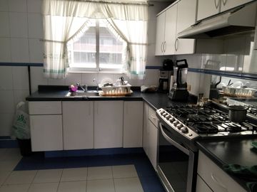 Departamento en Tlacotalpan 143, Colonia Roma, C.P. 06760, Alcaldía Cuauhtémoc, CDMX.