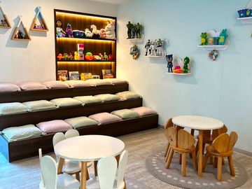 En Venta Hermoso Departamento de 100 m² + Cochera + Depósito, Ubicado en Primer Piso