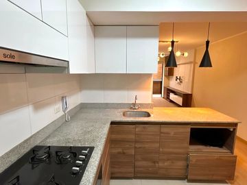 En Venta Hermoso Departamento de 100 m² + Cochera + Depósito, Ubicado en Primer Piso