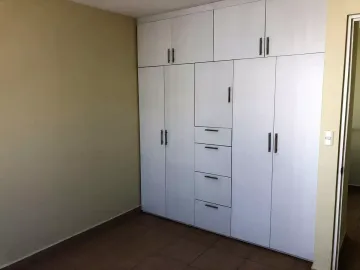 SE VENDE CASA EN COLONIA LOS CANDILES QUERÉTARO CERCA DE PLAZA CANDILES