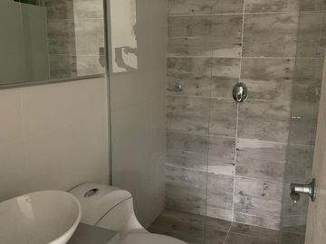 VENTA AMPLIO APARTAESTUDIO AVDA 19