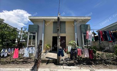 Bank foreclosed house and lot in Bellavita General Triad Cavite