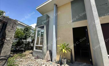 Bank foreclosed house and lot in Bellavita General Triad Cavite