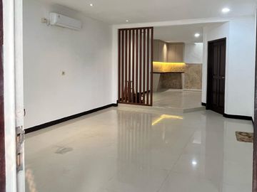 Jual Rumah Di Royal Serpong Village Dekat BSD Dan Alam Sutera