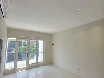 Jual Rumah Di Royal Serpong Village Dekat BSD Dan Alam Sutera