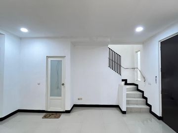 Jual Rumah Di Royal Serpong Village Dekat BSD Dan Alam Sutera