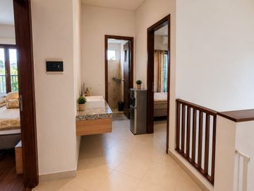 Rumah di Sanur dengan akses jalan selebar 12 meter? Jarang banget! 👀✨