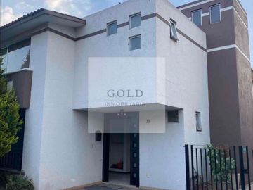 Casa en venta en residencial en Metepec