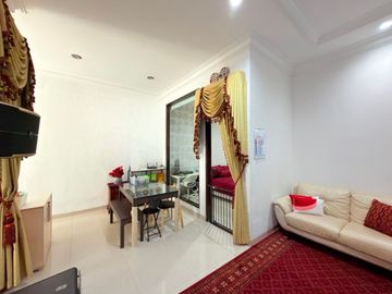 TINGGAL BAWA KOPER! RUMAH MEWAH SEMI FURNISHED DI TEBET BARAT, AKSES 3 MOBIL‼️