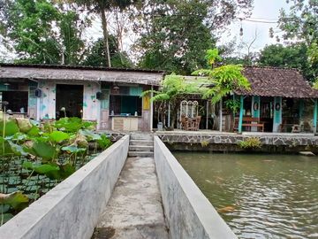 Disewakan Ruang Usaha Estetik Konsep Alam Luas Istimewa di Jl Raya Solo-Tawangmangu Karangpandan Karanganyar