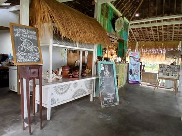 Disewakan Ruang Usaha Estetik Konsep Alam Luas Istimewa di Jl Raya Solo-Tawangmangu Karangpandan Karanganyar
