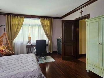 LUXURY HOME with Premium Architectural features and furniture