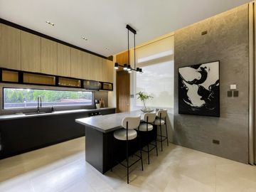 Move-in Ready Luxury House For Sale - Alabang West, Daang-Hari Road, Las Piñas City