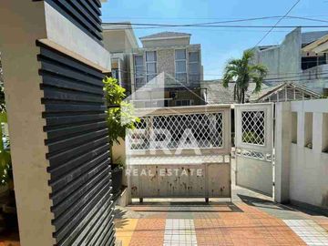 Jual Cepat Rumah Hoek Siap Huni 2 Lantai Di Bulevard Hijau Harapan Indah Bekasi