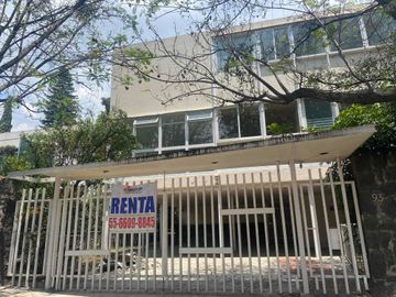 VENTA CASA EN SATELITE PARA REMODELAR