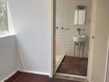 VENTA CASA EN SATELITE PARA REMODELAR