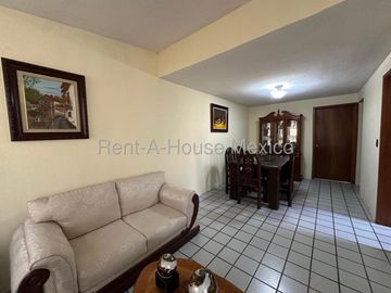 RENTA CASA AMUEBLADA CERCA TEC DE MONTERREY, AMUEBLADA, 2 RECAMARAS, 1 BAÑO.