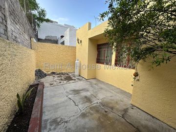 RENTA CASA AMUEBLADA CERCA TEC DE MONTERREY, AMUEBLADA, 2 RECAMARAS, 1 BAÑO.