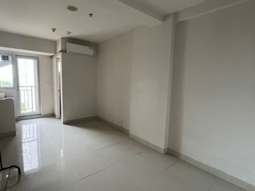 Disewakan Studio Oak Tower B – Unfurnish, Lantai 5, Kelapa Gading & Cakung Hanya 10 Menit