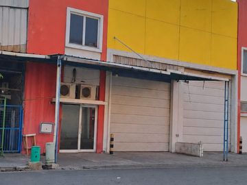 Dijual gudang di Green Sedayu Bizpark, Cakung. Jaktim