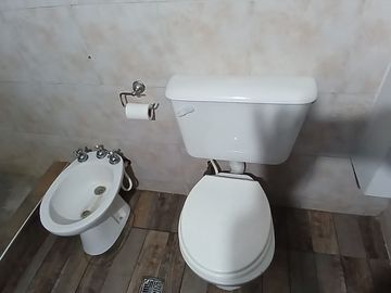 VENTA PH 3 AMB. TIPO CASA  AL FRENTE TOTALMENTE INDEPENDIENTE, UBICADO EN CALLE OLAZABAL 2251