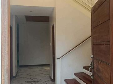 5 bedroom House in Multinational Village for rent