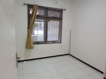 DIJUAL RUMAH NIRWANA EKSEKUTIF