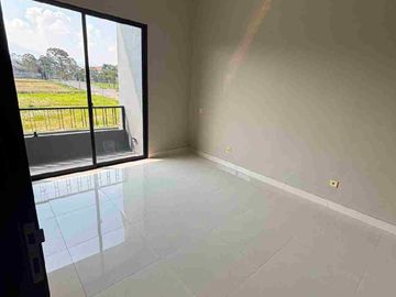 Rumah baru mewah 2 lantai perum Rafles Baturaden Purwokerto
