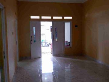 Rumah 1 Lantai Siap Huni, Lokasi Strategis, Lingkungan Asri di Harapan Indah, pejuang, medan Satria, Bekasi