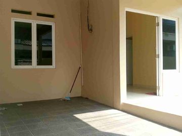 Rumah 1 1/4 Lantai, Bebas Banjir, Kawasan Strategis, Lingkungan Nyaman di Pondok Pekayon Indah, galaxy, Bekasi